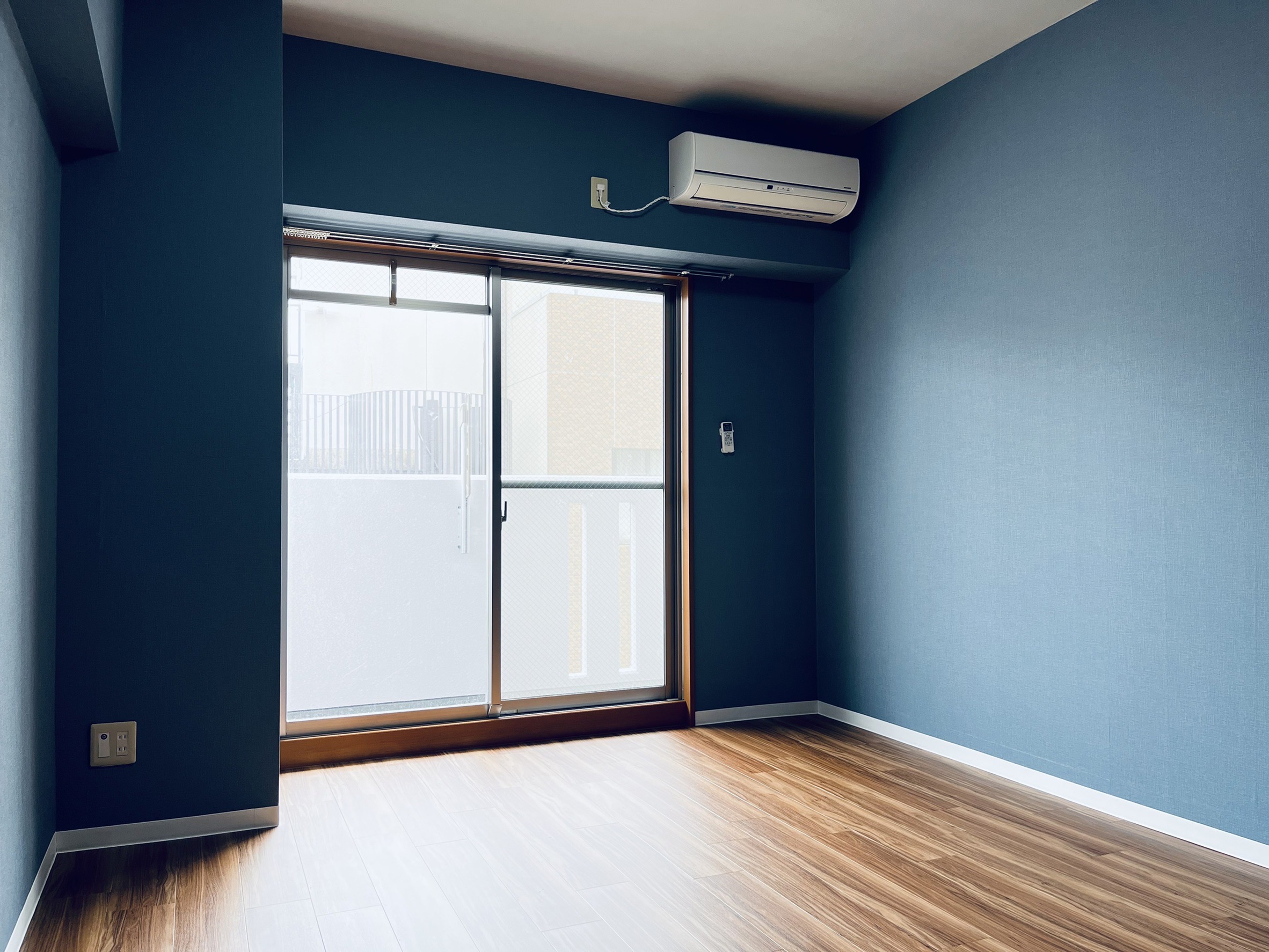 SPクロスだけでもこんなに素敵なお部屋になります。 画像